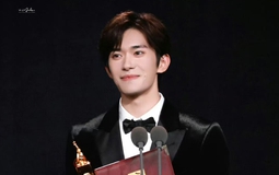 Có nam nghệ sĩ vừa nhận cúp đã bị nói "chơi chiêu", chính một tiền bối lên tiếng làm rõ ngọn ngành