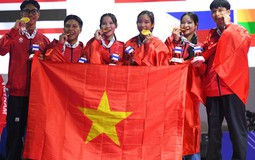 Video: Quá tự hào khoảnh khắc Quốc ca Việt Nam vang lên giữa nhà thi đấu SEA Games 33, Việt Nam vô địch!