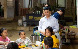 Hành trình trả ơn đời đẹp như cổ tích của người thầy “làm bố” 37 trẻ mồ côi