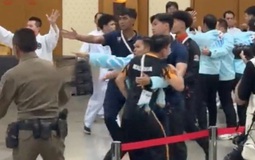 Biến căng tại SEA Games 33: Đội Pencak Silat Malaysia đuổi đánh trọng tài vì bị xử thua Thái Lan