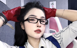 Nữ MC sở hữu "nụ hôn bạc tỷ" bất hoá hoá soái ca khiến làng game ngỡ ngàng