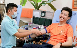 FWD xây dựng các chương trình khuyến khích giới trẻ chủ động tìm hiểu về tài chính