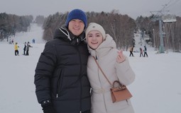 Duy Mạnh đưa ái nữ cựu chủ tịch CLB Sài Gòn đi ngắm tuyết, tung bộ ảnh cực tình, visual ai cũng đỉnh