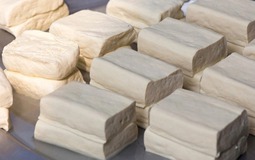 4 dấu hiệu đậu phụ "có vấn đề", rẻ mấy cũng KHÔNG MUA