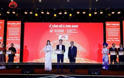 Xây dựng Hợp Lực ghi dấu ấn Top 10 Doanh nghiệp tạo giá trị hàng đầu Việt Nam 2025