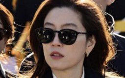 Bức ảnh toát ra "thần thái chaebol" của vợ cũ Chủ tịch Samsung