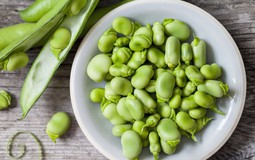 Nhiều loại rau củ tưởng chừng rất lành mạnh nhưng có thể “hóa độc” nếu không được chần qua nước sôi đúng cách