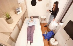 "Đặc sản" Hong Kong: 2 vợ chồng ở căn hộ 7m² vẫn thoải mái, 5 triệu người xem xin bái phục