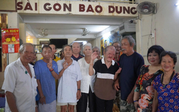 Người thuyền trưởng mới của Vầng Trăng Khuyết