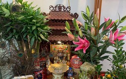 4 loại hoa KHÔNG nên đặt trên bàn thờ ngày Rằm, mồng Một: Lộc tài đội nón ra đi lúc nào không hay