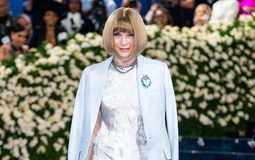 Nóng: Anna Wintour rời ghế Tổng Biên Tập Vogue Mỹ sau gần 40 năm