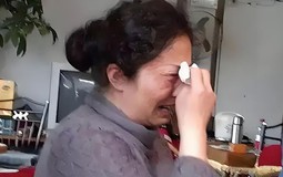 Bà mẹ khóc ngất sau buổi họp phụ huynh, biết lý do, nhiều người cảnh báo: Tương lai chị sẽ mù mịt vô cùng!