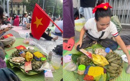 Chủ nhân mâm xôi gà xem diễu binh đang hot nhất MXH: Đi từ 3h30, mang toàn đặc sản quê nhà đến Hà Nội