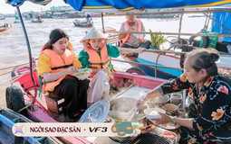Ngọc Kem và Con Cò Đây "oanh tạc" Cần Thơ, khuấy động cỡ nào mà người dân phải bật cười?