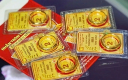 Mua vàng kiểu này chẳng khác nào tự hại mình