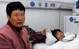 Ung thư âm đạo phát hiện muộn, cô gái hối hận vì không nghe mẹ: Làm việc này mỗi ngày "chỗ ấy" sao chịu nổi