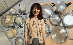 Chiếc nồi 20 năm vẫn sáng như mới: Kỹ thuật làm sạch của mẹ khiến tôi không thốt nên lời