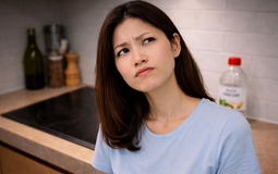 Nhiều người truyền nhau đổ giấm khử mùi - làm xong mới biết mùi ám còn lâu hơn