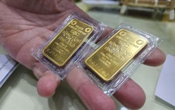 Giá vàng vọt lên 17 triệu đồng/chỉ: Người mua vàng từ đầu năm đến giờ lãi bao nhiêu?