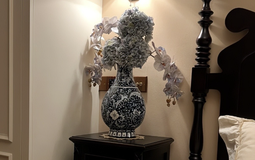 Nói với người nhà bạn: Đừng đặt 5 thứ này ở đầu giường, hại sức khỏe, ngủ không yên