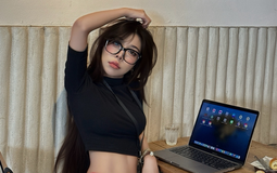 Hot girl khiến người xem "đỏ mặt" với video táo bạo