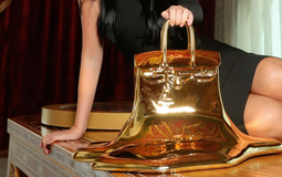 Túi Hermès 400 lượng vàng, nặng 15kg: Người sở hữu sau 5 năm đã lãi tới mức nào?