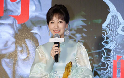 "Bạch xà" Triệu Nhã Chi 71 tuổi vẫn trẻ đẹp như mới ngoài 30, bí quyết chống lão hóa được bác sĩ chứng nhận