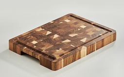 Hơn 90% người dùng không biết công dụng của chiếc rãnh nhỏ trên thân thớt gỗ