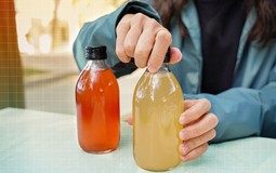 Không detox, không ăn kiêng, chỉ uống kombucha mỗi ngày, không ngờ cơ thể tôi phản ứng theo cách này