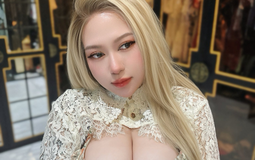 Hướng dẫn "tạo dáng" đón năm mới, Suzie Nguyễn khiến tất cả "tá hỏa" với tư thế không thể "độc lạ" hơn