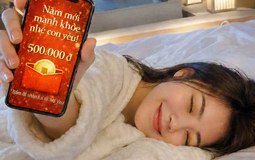 Lì xì xuyên biên giới: Cách người Việt giữ "lửa" Tết, quan tâm tới sức khỏe người thân bất chấp khoảng cách địa lý