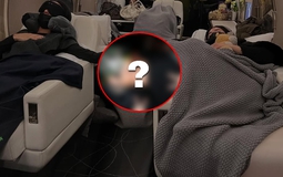 Hot nhất 28 Tết: Nữ ca sĩ gen Z hôn bạn trai nồng nàn cháy bỏng, thái độ quay ngoắt sau đó mới đáng bàn