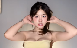 Tặng quà giao thừa cho anh em game thủ, Lanhxinhyeu tung luôn clip cực quyến rũ