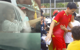 Đình Bắc tự lái xế hộp đi đá bóng giúp đỡ hoàn cảnh khó khăn ở quê, được cả làng vây kín chào đón