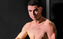Cả thế giới "ngả mũ" trước body cực phẩm của Ronaldo tuổi 41
