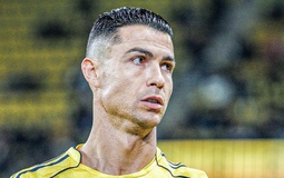 Ronaldo  "đình công", mâu thuẫn đỉnh điểm tại Al Nassr, giá trị chuyển nhượng "chạm đáy" lịch sử