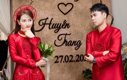 Ảnh nét căng: MC Mù Tạt đeo vàng nặng trĩu lên xe hoa cùng tuyển thủ Đức Huy,"nắn chồng" cực gắt ngay đêm tân hôn