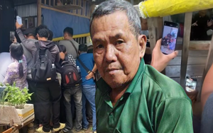 Dàn YouTuber, TikToker tràn xuống nhà chú Ba Minh (Đồng Tháp) sau câu chuyện tình lấy nước mắt