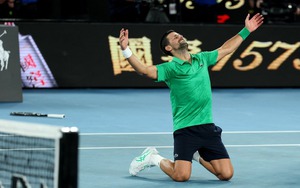 Djokovic đánh bại Sinner sau 4 giờ 9 phút nghẹt thở để thẳng tiến chung kết Australian Open