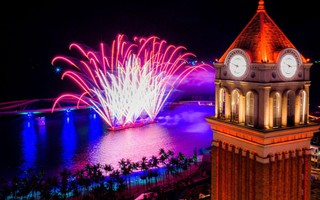 Du khách quốc tế trầm trồ trước “Bản giao hưởng đại dương”