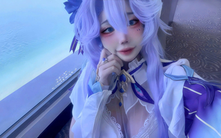 Bị fake ảnh, nữ coser xinh đẹp lên tiếng bức xúc, tiện thể khoe luôn “ảnh thật” khiến người xem tấm tắc