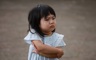 Những người bản tính xấu thường có 8 hành vi này, cha mẹ nhắc con cẩn thận!