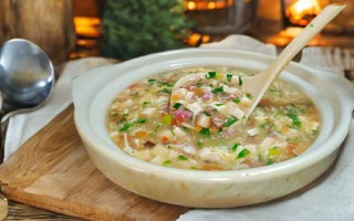 Bữa cơm tối chỉ cần 15 phút nấu là có món ăn thơm ngon, sánh mịn lại xua tan lạnh giá