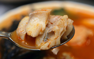 Loại cá nằm trong top 10 cá ngon nhất thế giới, giúp bạn trông trẻ hơn, chống lão hóa, làm săn chắc da