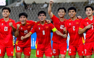 Phỏng vấn nóng đội trưởng U23 Việt Nam khi vào bán kết U23 châu Á: Động lực của chúngem là lá cờ trên ngực trái!