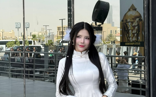 Mai Dora tổng kết 2025 nhưng bộ ảnh khiến fan "không thể rời mắt"