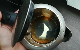 10 năm dùng ấm siêu tốc chưa bao giờ thấy cảnh tượng này, phúc 7 đời phát hiện ra sớm