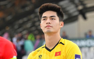 Cú "đổi đời" ngoạn mục của thủ môn Trung Kiên: Từ livestream "3 người xem" đến cơn sốt nửa triệu fan sau U23 châu Á