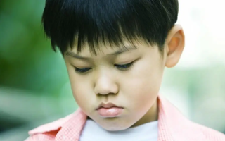 Đừng "làm trò" với con trẻ nữa, sự chân thành mới là kỹ năng nuôi dạy con đẳng cấp nhất