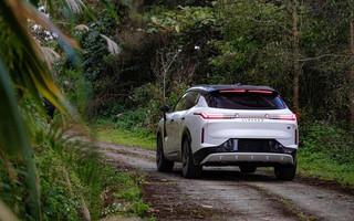 Lynk & Co 08 EM-P chiến thắng danh hiệu “Ô tô của Năm 2025 - Xe gầm cao cỡ D”